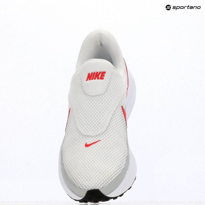 Pánské běžecké boty Nike Revolution 8 EasyOn white/off white/light crimson 19