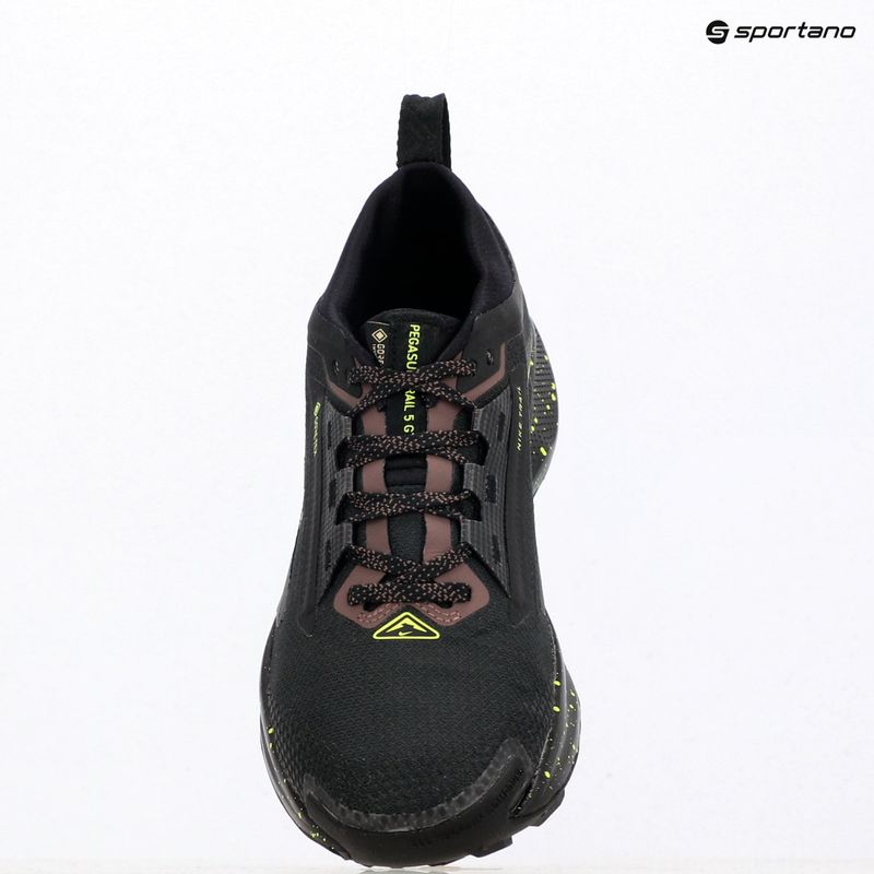 Dámské běžecké boty Nike Pegasus Trail 5 GTX black/phantom/tattoo/volt ice 11