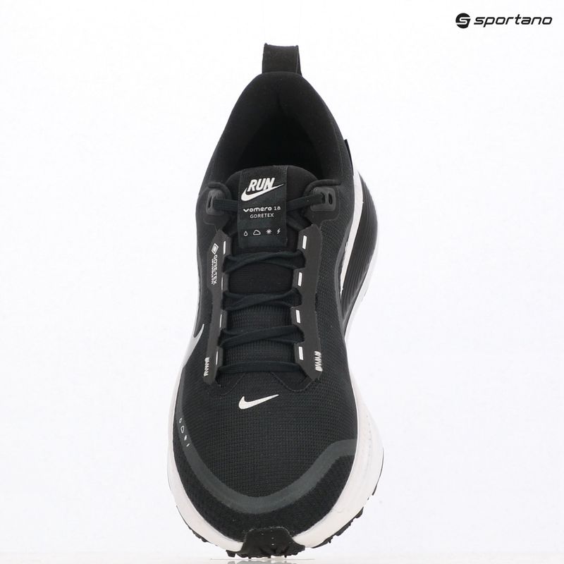 Pánské běžecké boty Nike Vomero 18 GORE-TEX black/anthracite/white/metallic silver 13