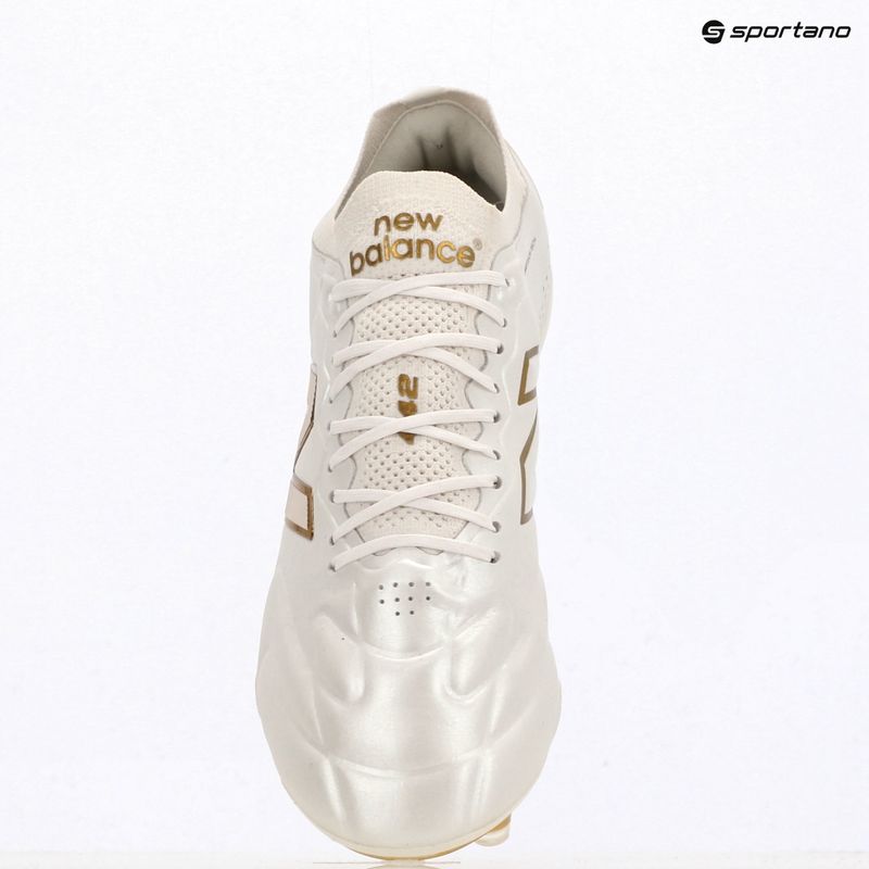 Kopačky New Balance Elite V3 FG sea salt multi/gold metallic 9