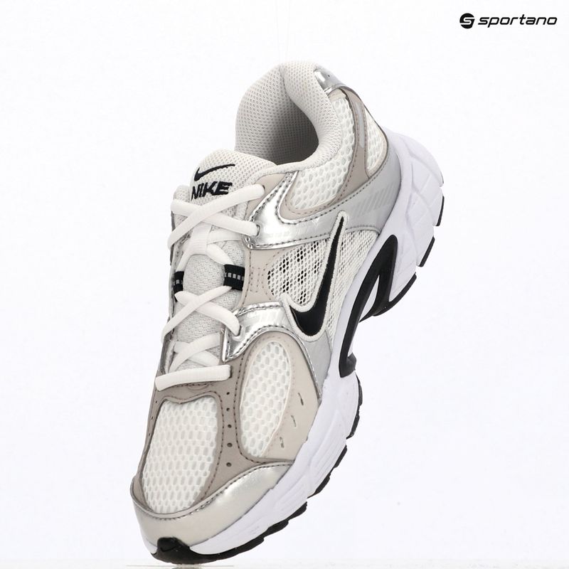 Dětské boty Nike V5 RNR white/vast grey/college grey/black 12