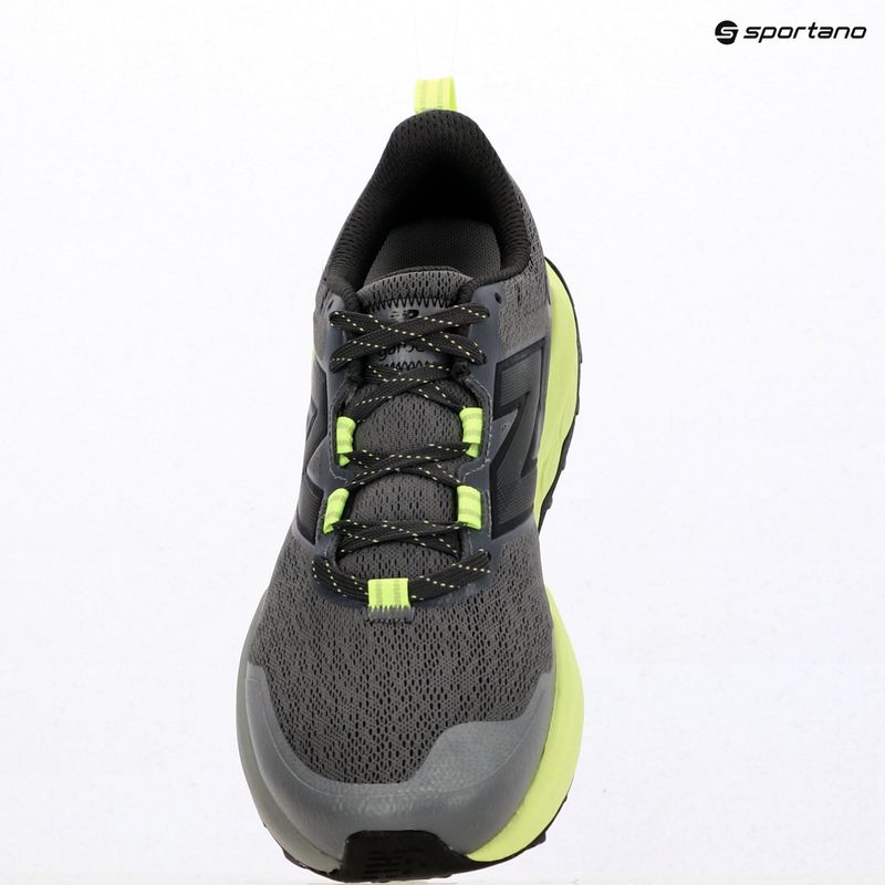 Pánské běžecké boty  New Balance Fresh Foam Garoe V2 castlerock/afterglow/dry lime 9