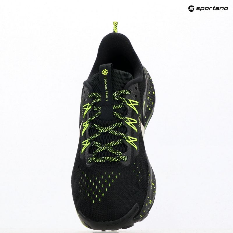 Pánské běžecké boty Nike Pegasus Trail 5 black/volt ice/phantom 11