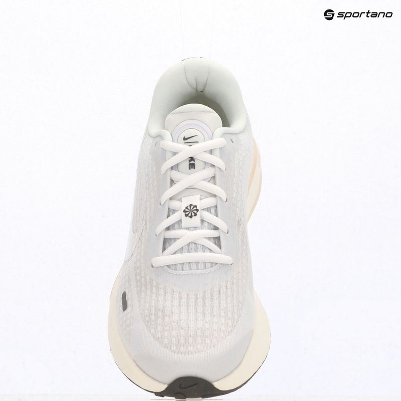 Dámské běžecké boty Nike Journey Run white/sail/pencil point/white 10
