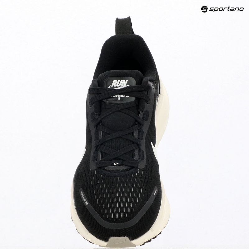 Dámské běžecké boty Nike Vomero 18 Wide black/coconut milk/summit white 9
