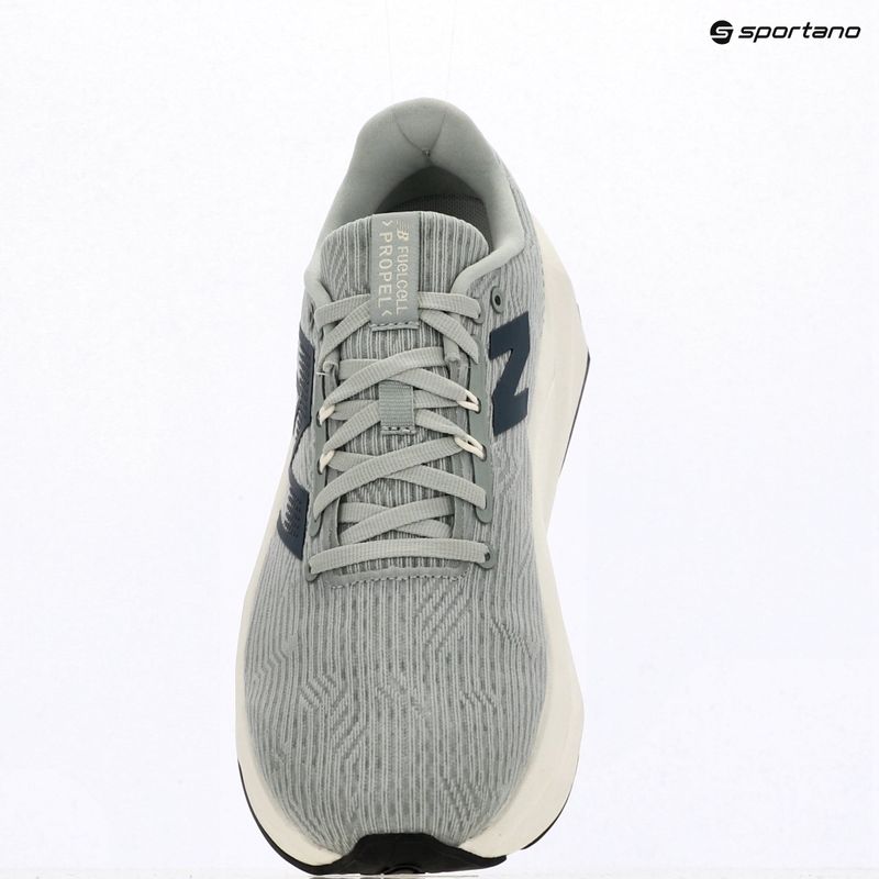 Pánské běžecké boty  New Balance FuelCell Propel v5 lone star grey/linen 9
