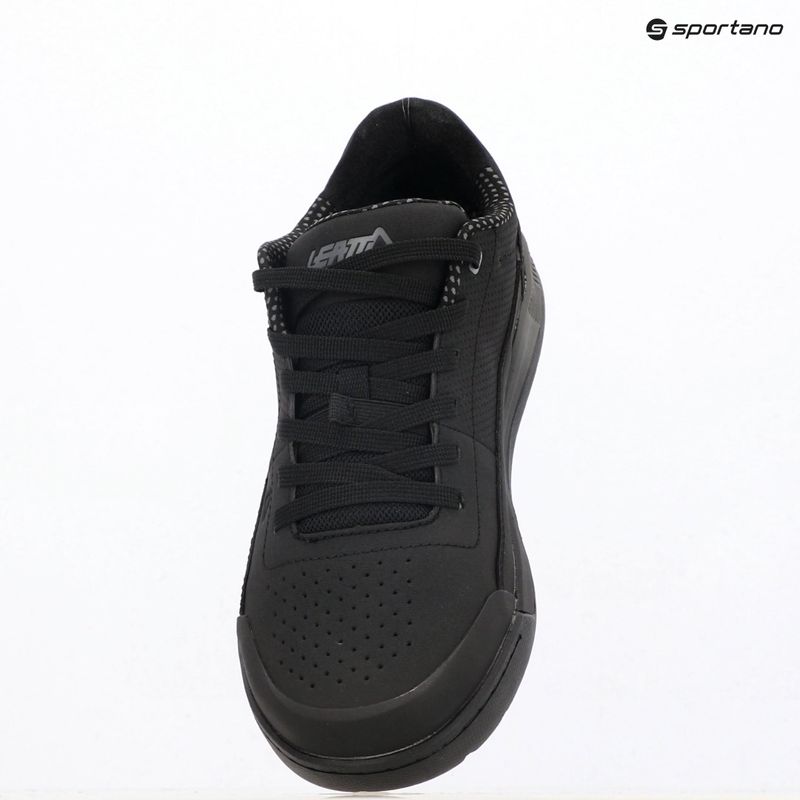 Pánská cyklistická obuv Leatt 2.0 Flat stealth platform 8