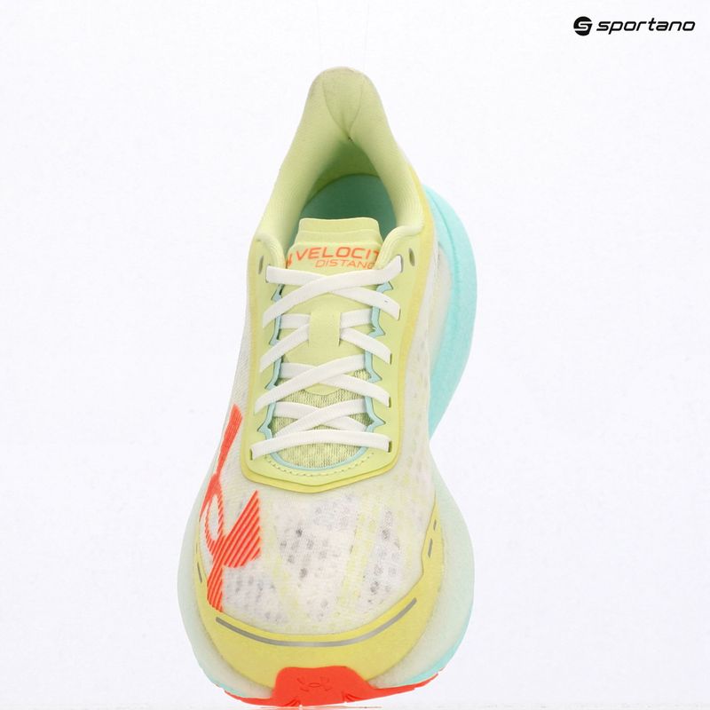 Pánské běžecké boty Under Armour Velociti Distance white/stone/white 9