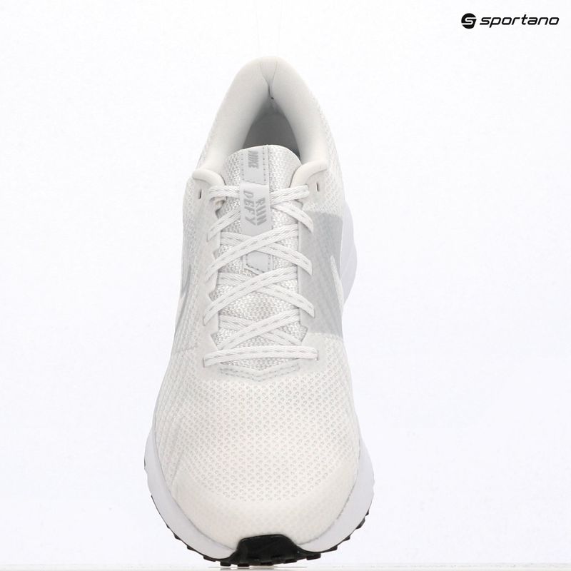 Pánské běžecké boty Nike Run Defy white/black/pure platinum 6