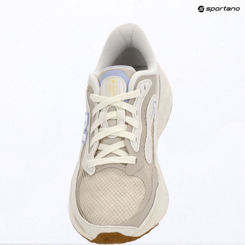 Dámské běžecké boty New Balance Fresh Foam Arishi V4 sea salt/timberwolf/daybreak 15