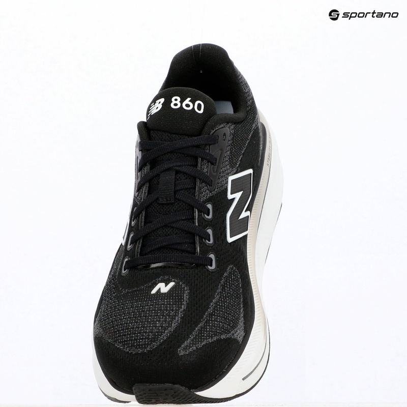 Pánské běžecké boty  New Balance Fresh Foam 860's V15 black/ 103 white 13