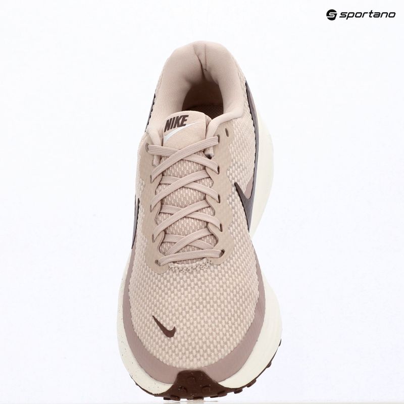 Dámské běžecké boty Nike Revolution 8 SE silt red/white-particle rose-tattoo 14