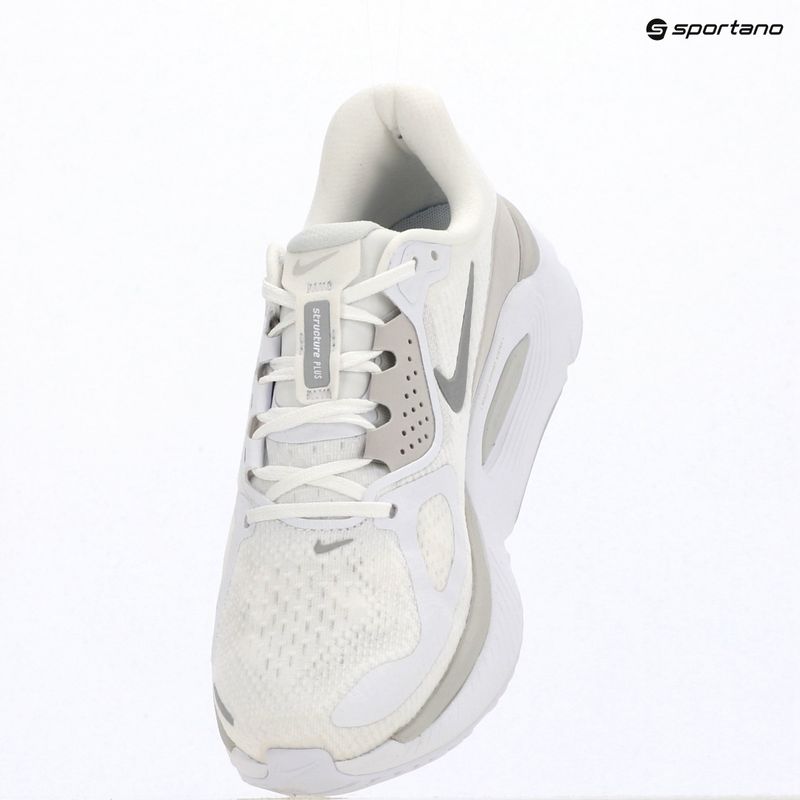 Dámské běžecké boty Nike Structure Plus white/photon dust/metallic silver 15