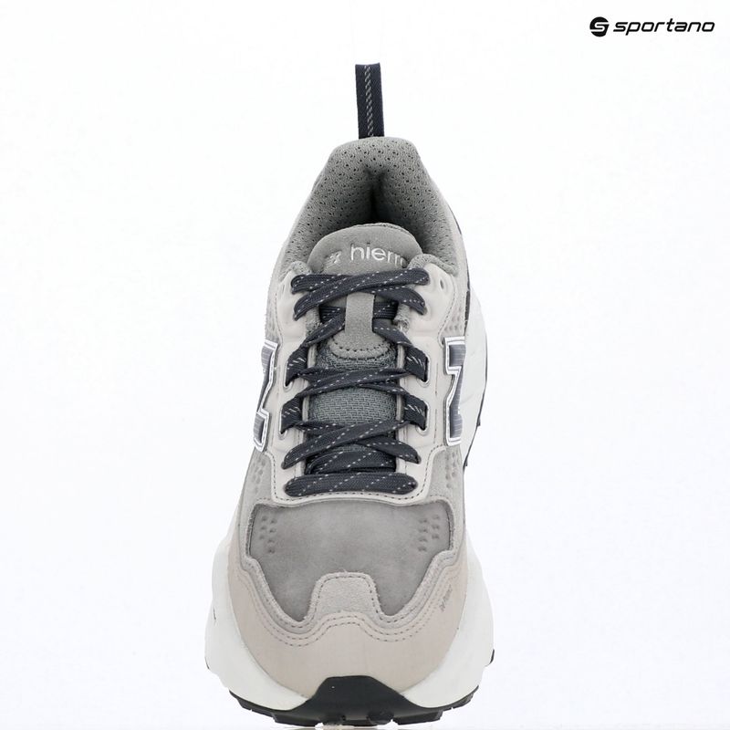 Dámské běžecké boty New Balance Hierro Trek Nubuck Vamp V9 grey matter/graphite 15