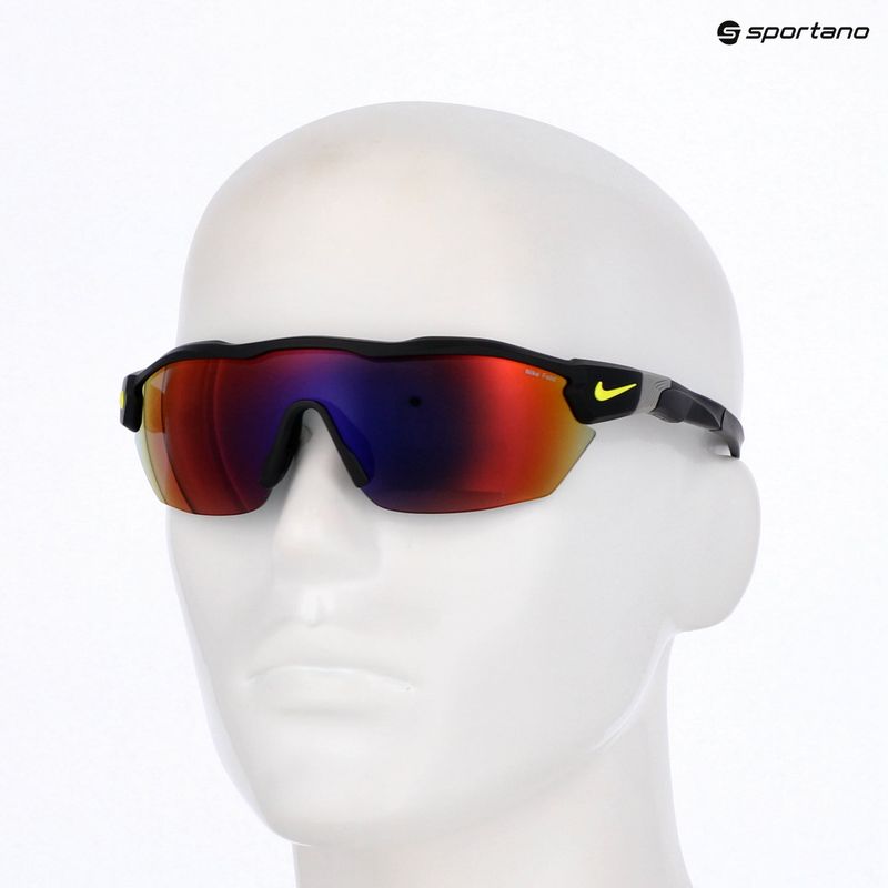 Pánské sluneční brýle Nike Show X3 Elite L matte black/volt/field tint 7