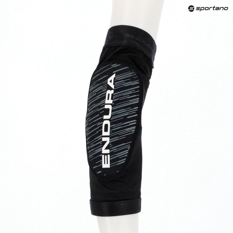 Loketní cyklistické chrániče  Endura Singletrack Lite II Elbow Protector black 7