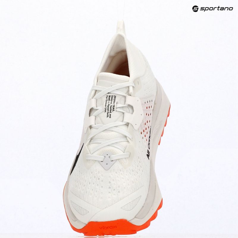 Dámské běžecké boty Nike ACG Zegama Trail summit white/phantom/safety orange/black 10