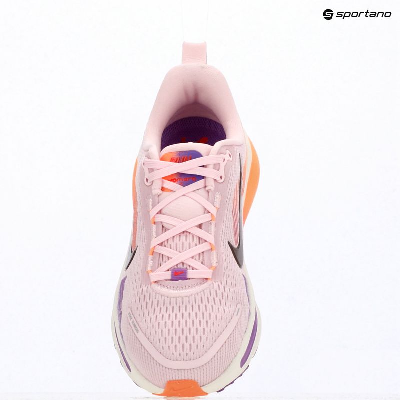Běžecké boty Nike Vomero 18 pink foam/bright violet/sail/tattoo 14