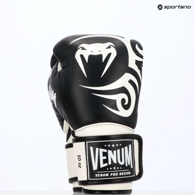Boxerské rukavice Venum Giant 2.0 Mike Tyson Pro Boxing 9