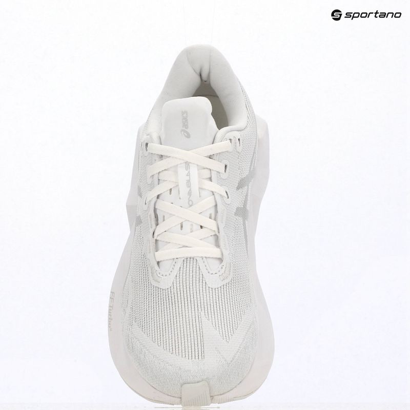 Dámské běžecké boty ASICS Novablast 6 white/white 9