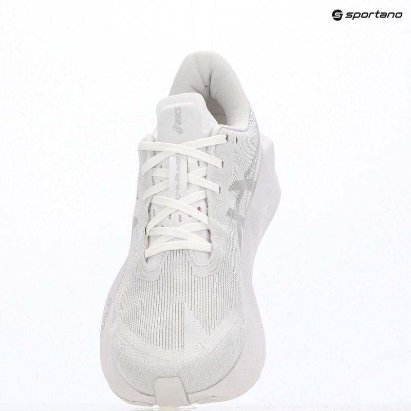 Pánské běžecké boty ASICS Novablast 6 white/white 17