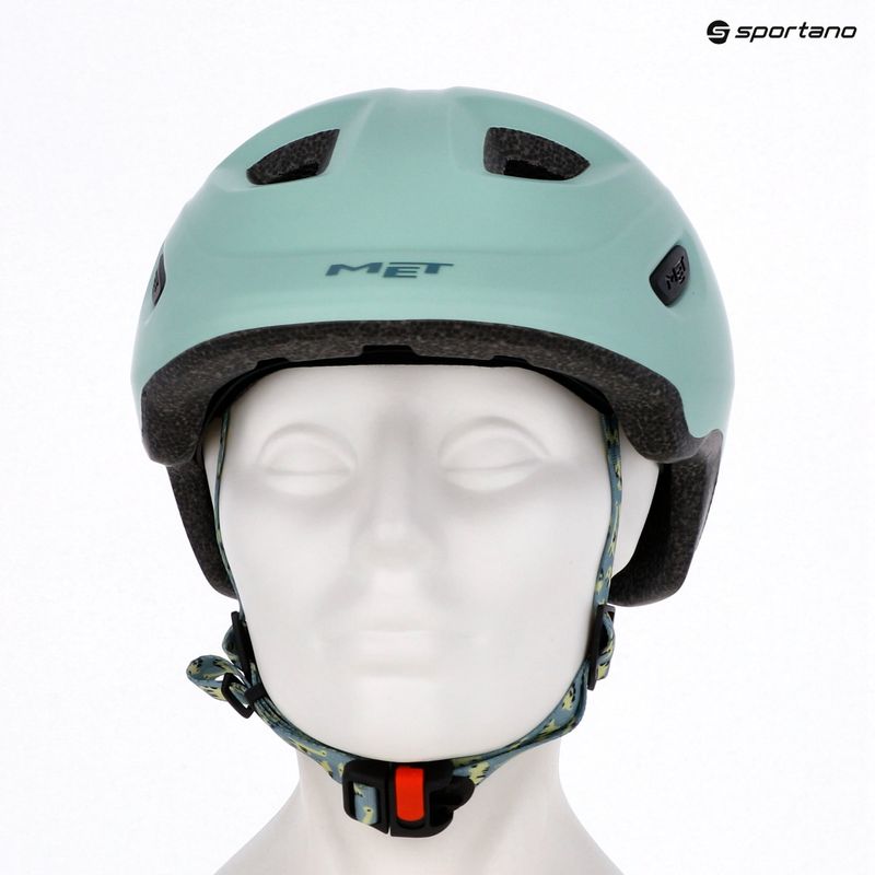 Dětská cyklistická helma MET Hooray dusted green matt 7