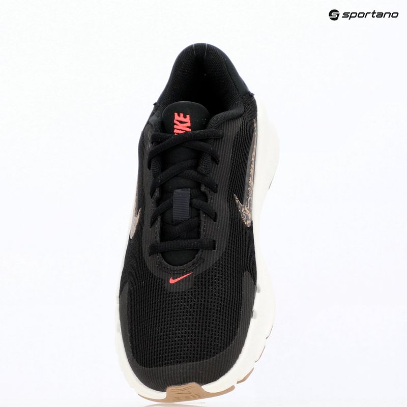 Dámské tréninkové boty Nike Flex Train Print black/iron grey/sail/multi color 10