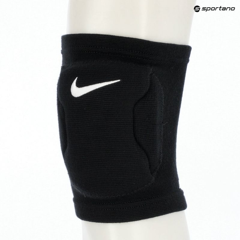 Volejbalové chrániče kolen Nike Streak black 4