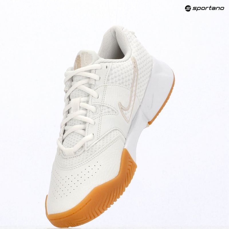 Dámské tenisové boty Nike Court Lite 4 White/Summit White/Linen/Light Orewood Brown 10