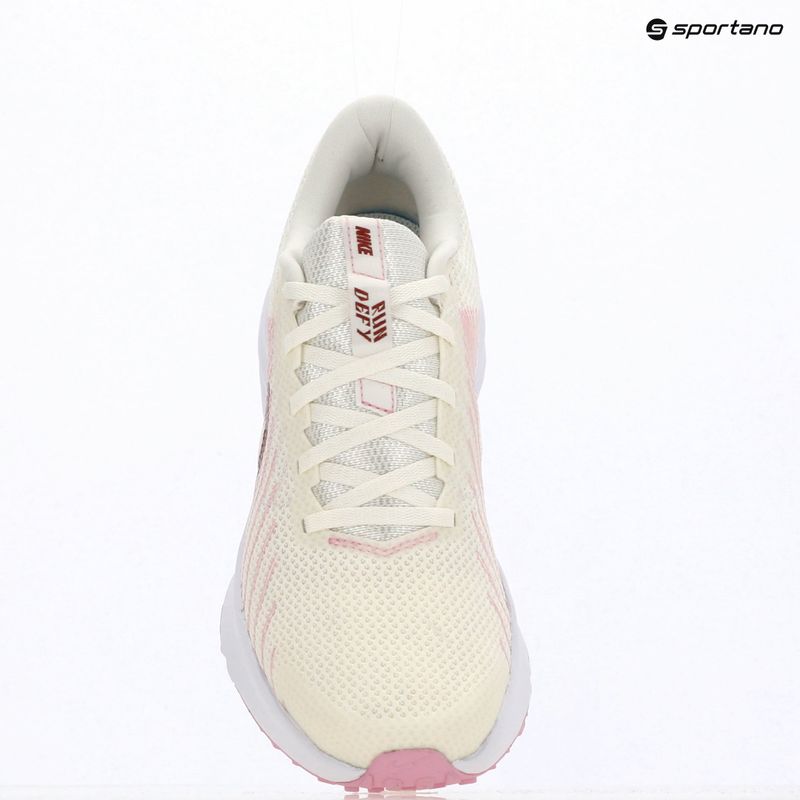 Dámské běžecké boty Nike Run Defy sail/white/pink rise/pink smoke 6