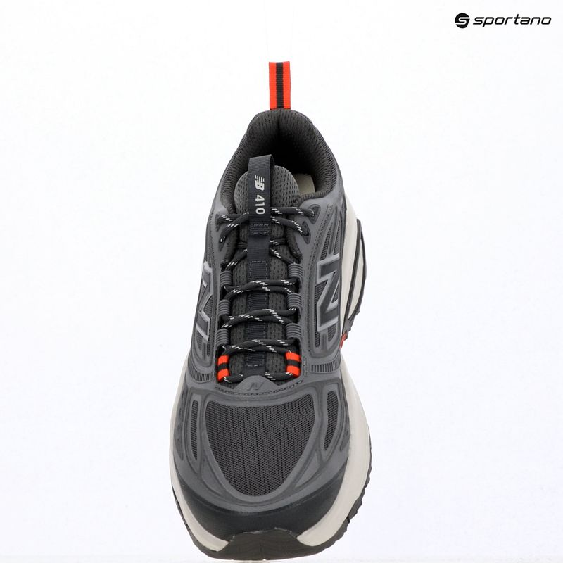 Pánské běžecké boty New Balance 410's V9 magnet/neo flame/grey matter 7