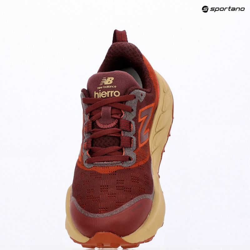 Pánské běžecké boty New Balance Fresh Foam X Hierro V9 mulled wine/neo flame 14