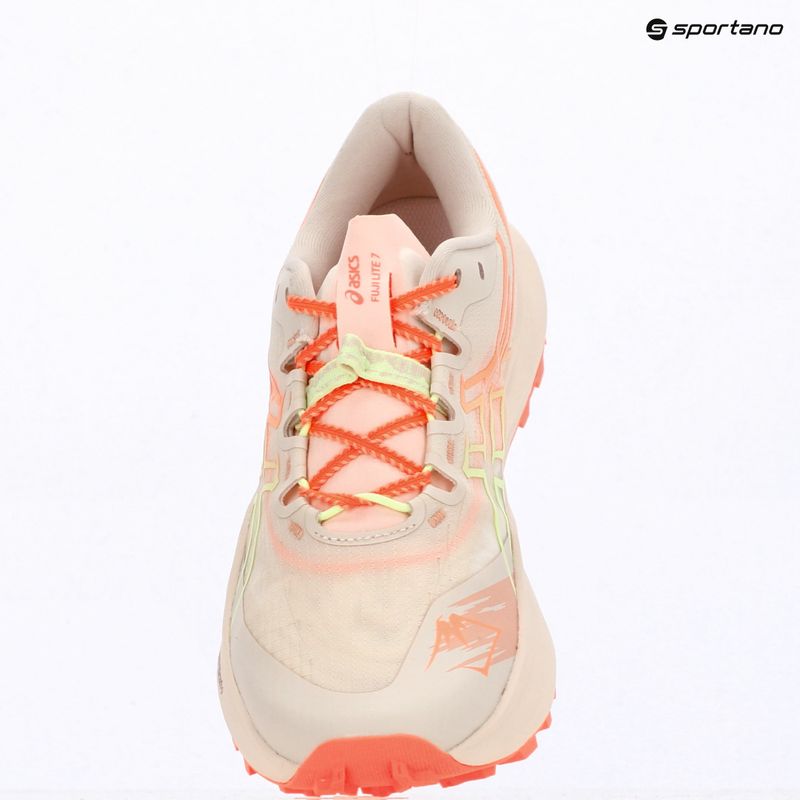 Běžecké boty Asics Fuji Lite 7 rose dust/sun coral 14