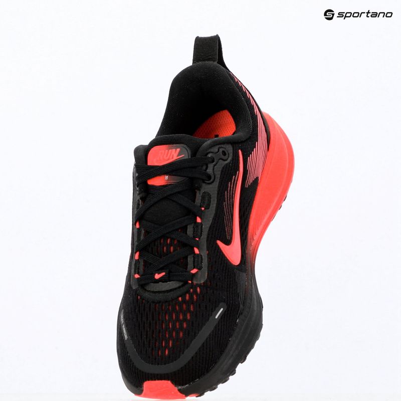 Běžecké boty Nike Vomero 18 černé/univerzitní červené/jasně červené 8