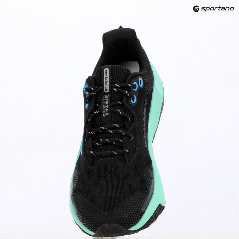 Dámské běžecké boty New Balance Dynasoft Nitrel V6 black/altitude/bright mint 8