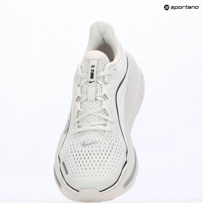 Dámské běžecké boty Nike Winflo 12 summit white/black/metallic silver 18