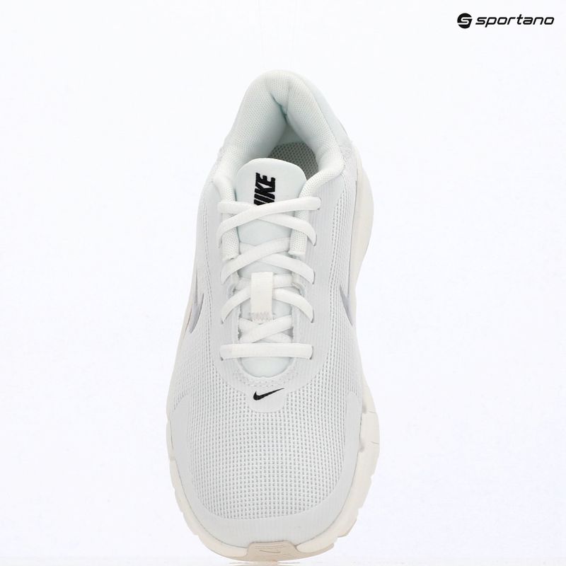 Dámské tréninkové boty Nike Flex Train white/sail/phantom/ metallic silver 10
