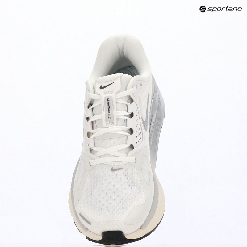 Dámské běžecké boty Nike Structure Plus summit white/photon dust/metallic silver 5