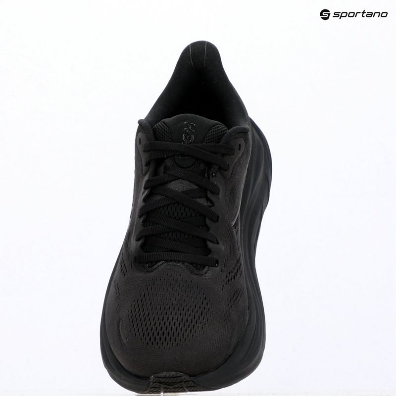 Dámské běžecké boty HOKA Clifton 11 X-Wide black/black 18