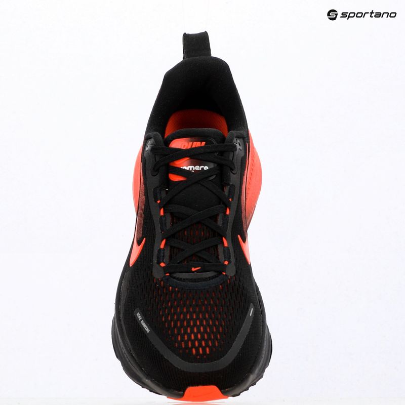 Pánské běžecké boty Nike Vomero 18 black/university red/bright crimson 17