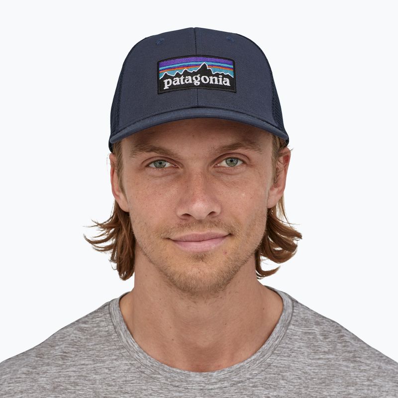 Kšiltovka Patagonia P-6 Logo Trucker  tmavě modrá 3