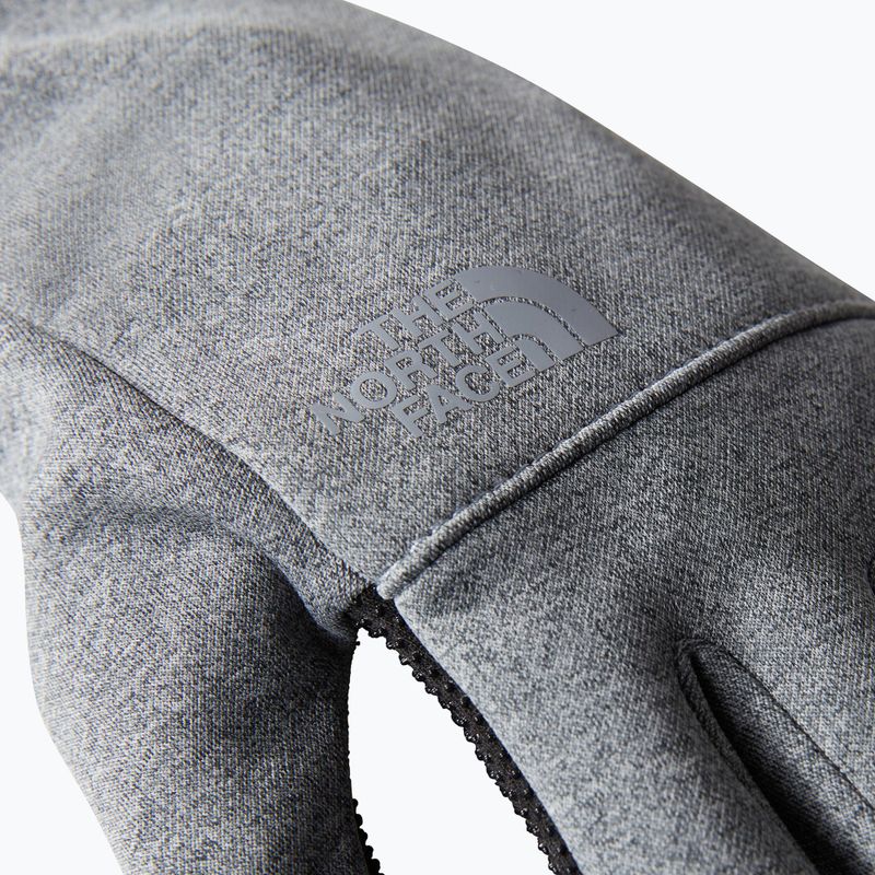 Pánské trekingové rukavice The North Face Etip Recycled medium grey heather 2