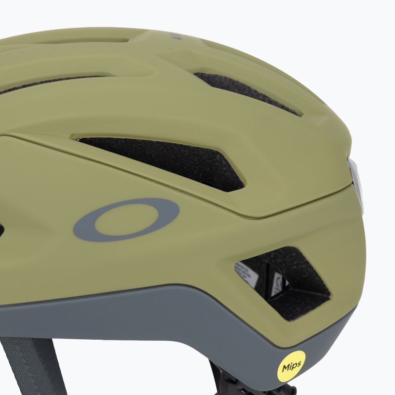 Cyklistická helma Oakley Aro3 Endurance EU matte fern 7