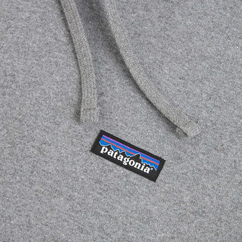 Dámská trekingová mikina Patagonia P-6 Label Uprisal Hoody gravel heather 3