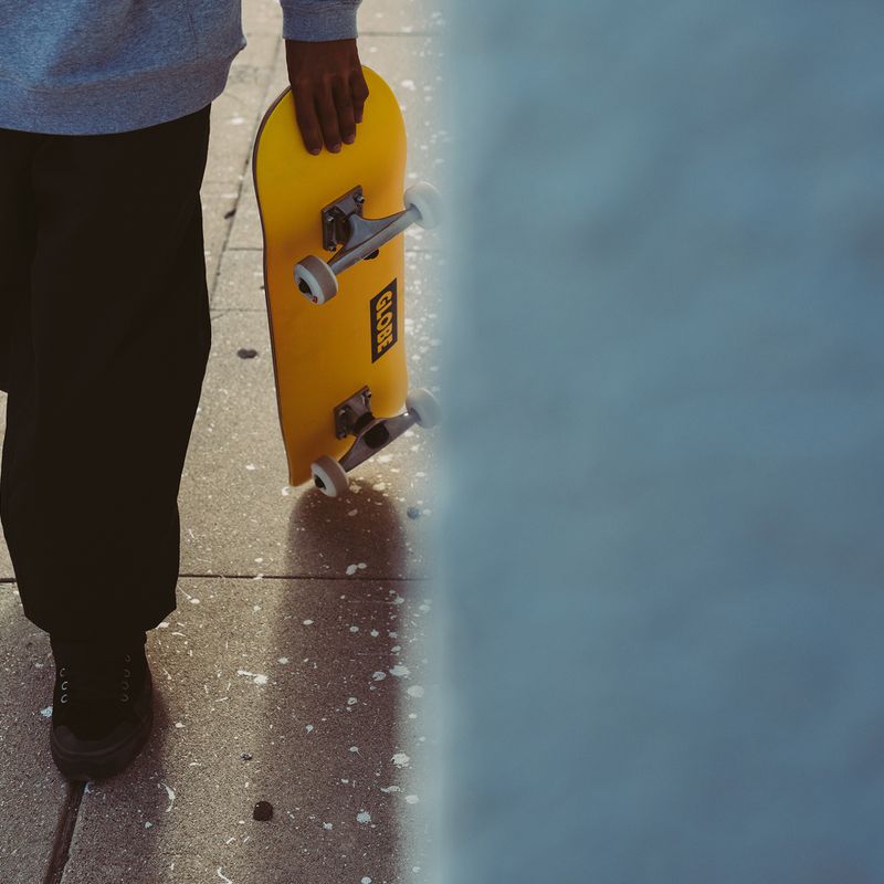 Globe Goodstock classic skateboard žlutý 10