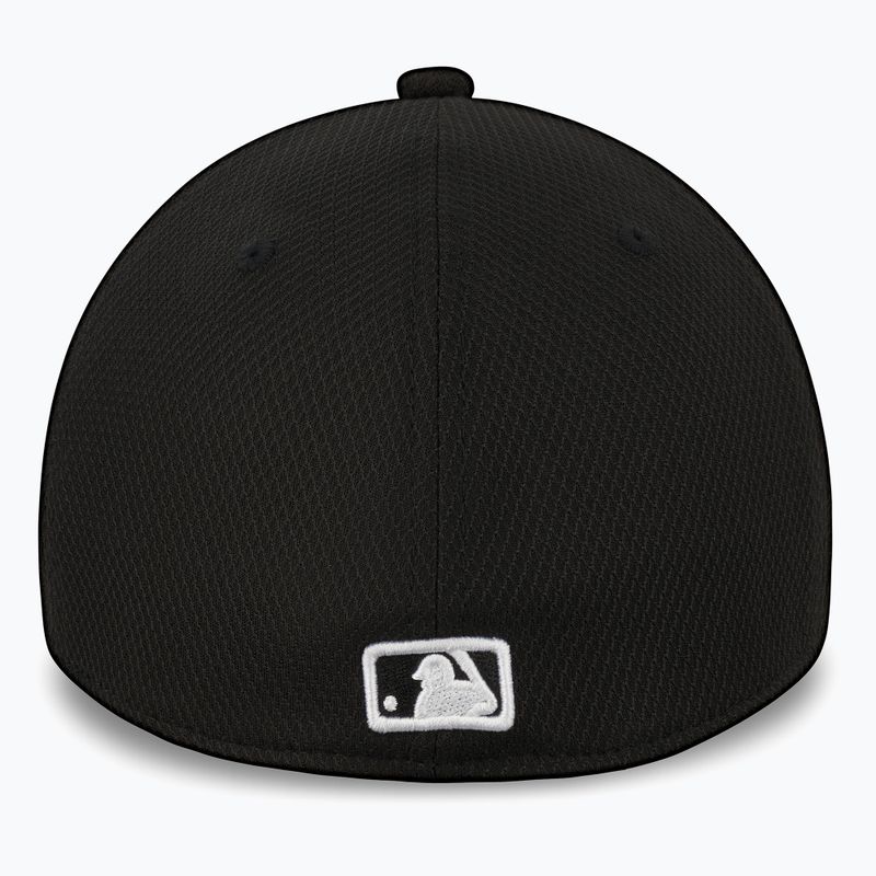 Kšiltovka  New Era Diamond Essential 39Thirty New York Yankees black 4