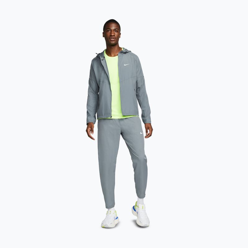 Pánská běžecká bunda Nike Repel Miler smoke grey/smoke grey 2