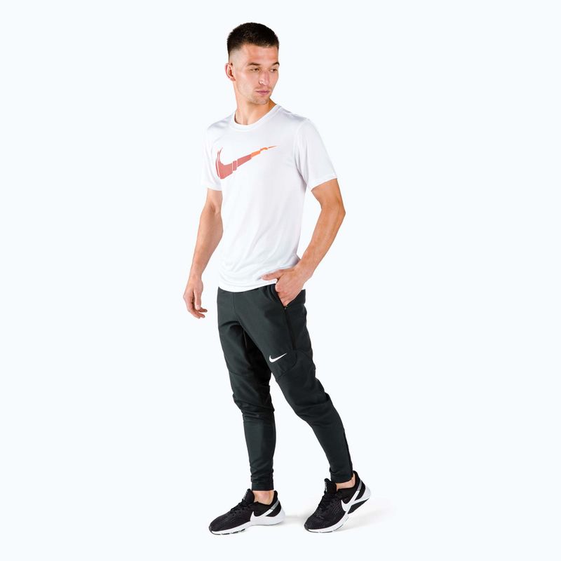 Pánské tréninkové tričko Nike Dri-FIT bílé DH7537-100 2