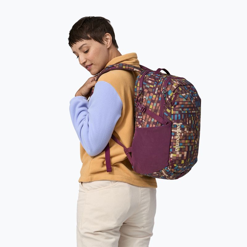 Turistický batoh  Patagonia Refugio Day Pack 26 l fitz roy patchwork/night plum 4