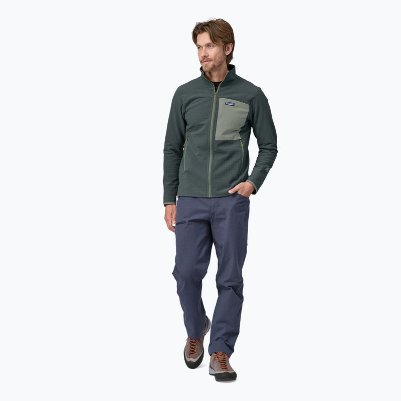 Pánská softshellová bunda Patagonia R2 TechFace nouveau green 3